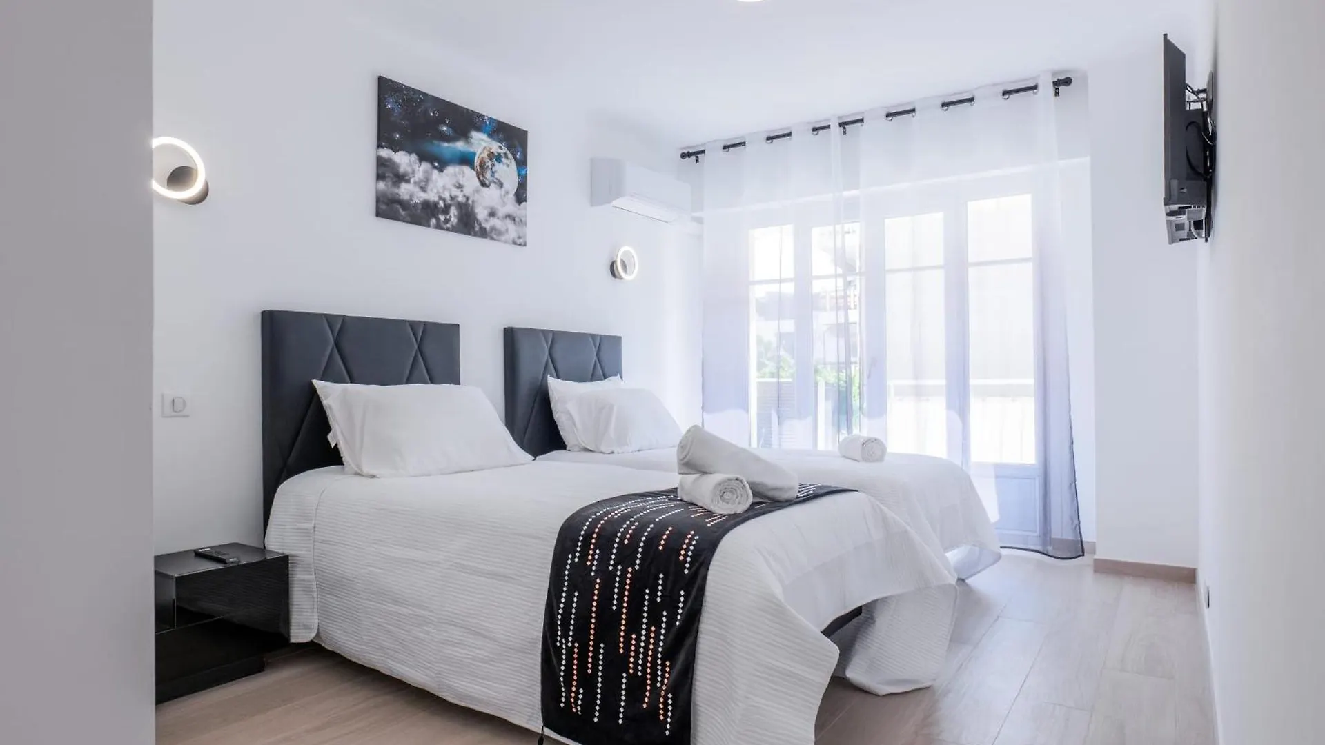 Apartment 2 Bedrooms With Terrace 100 Metres From The Sea Cannes France